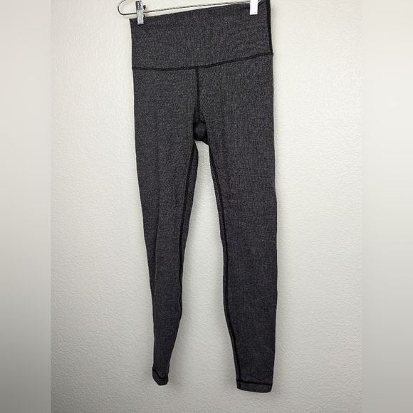 Lululemon Wunder under high rise Tight size 6 - Picture 1 of 4